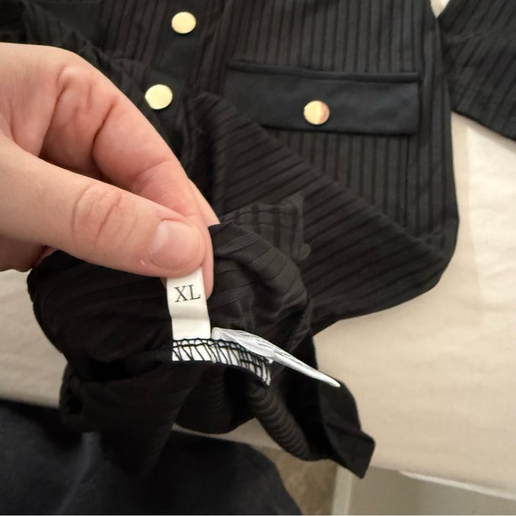 Elegant Black Asymmetrical Dress - Picture 6 of 6